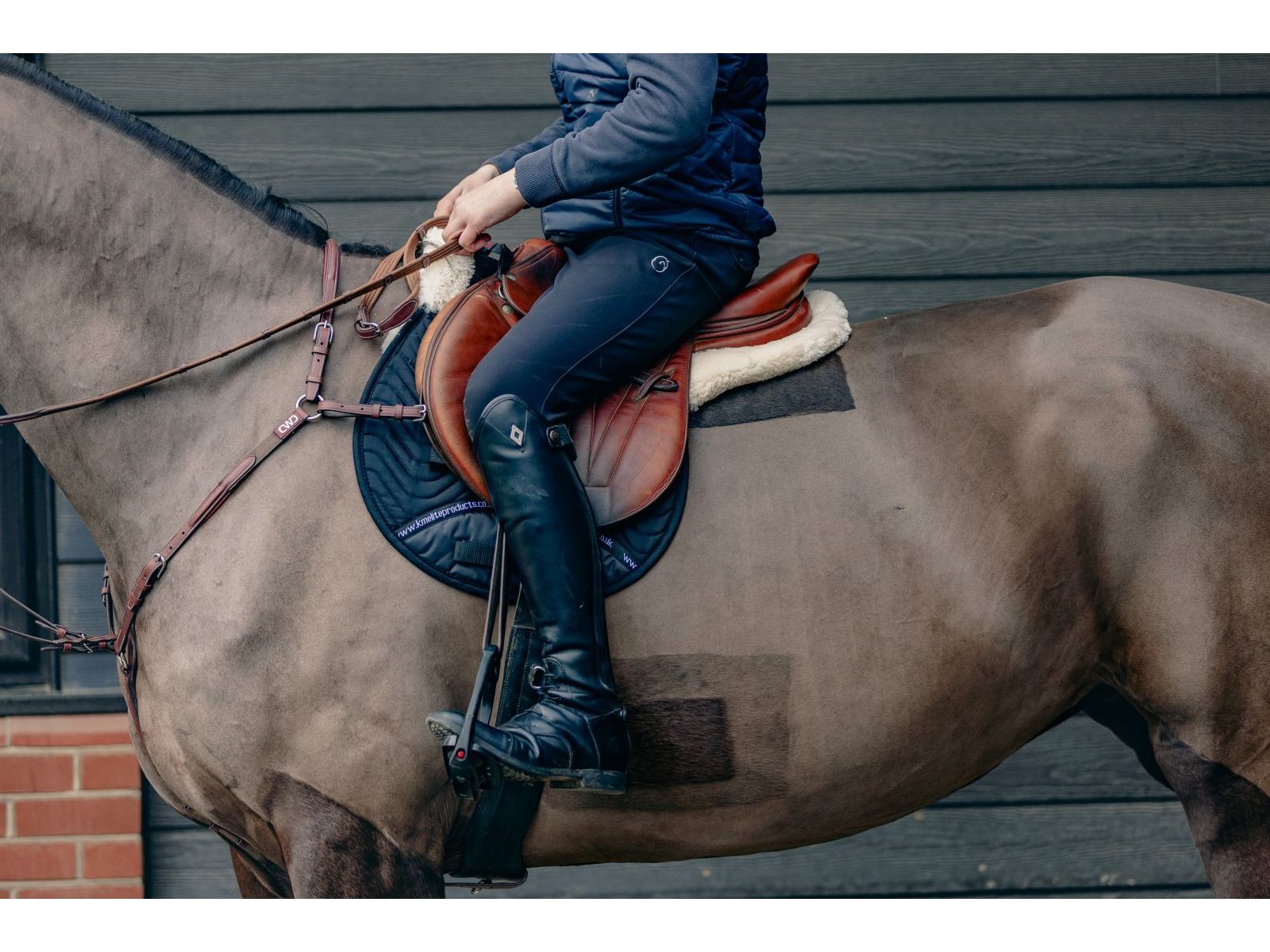 km elite teddy soft half lined gp numnah - equestrian equipment