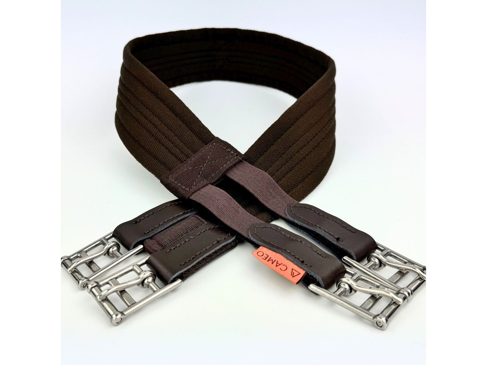 Cushion Girth ( elastic one end ) close-up
