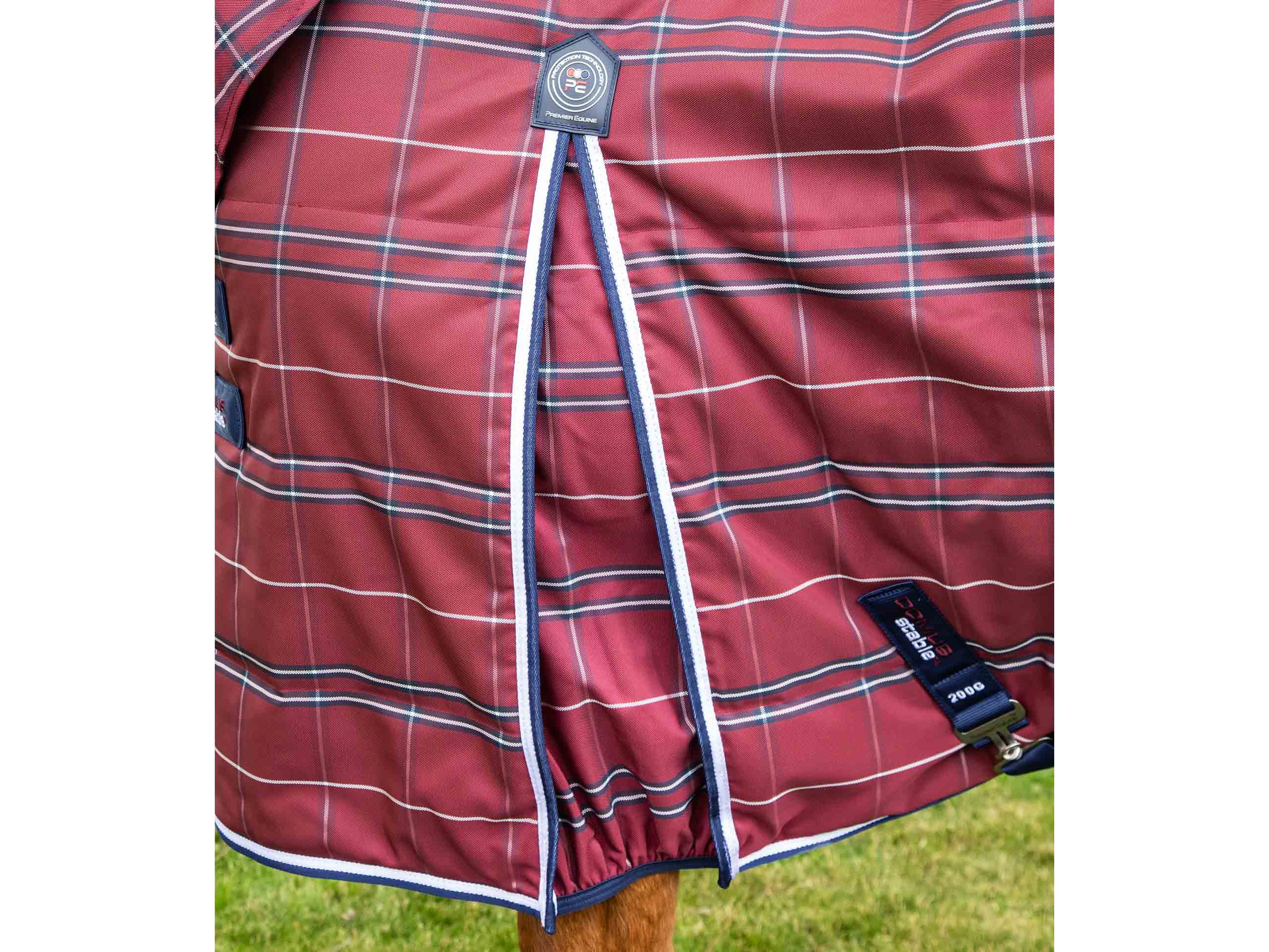 Domus 400g Combo Stable Rug Burgundy Check Burgundy