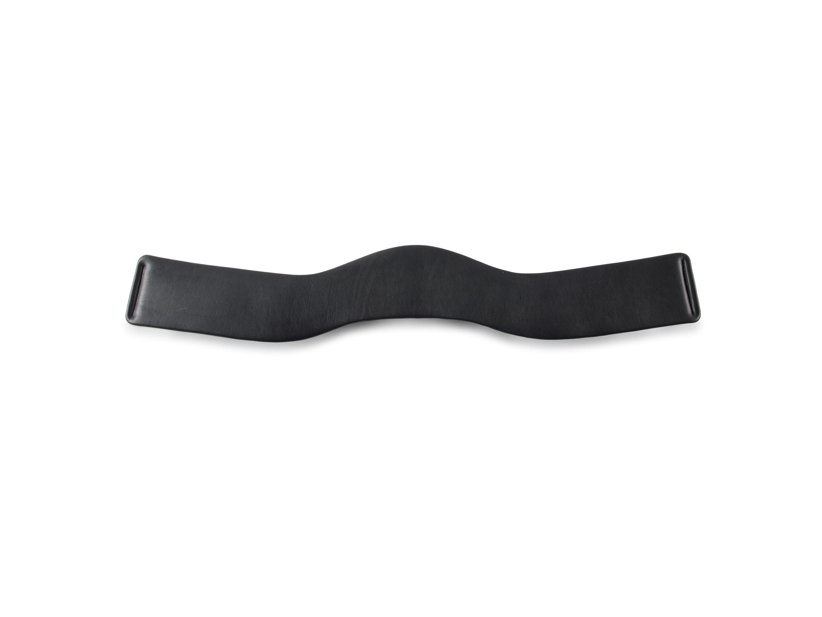 SeamFree Anatomic Dressage Girth angled view