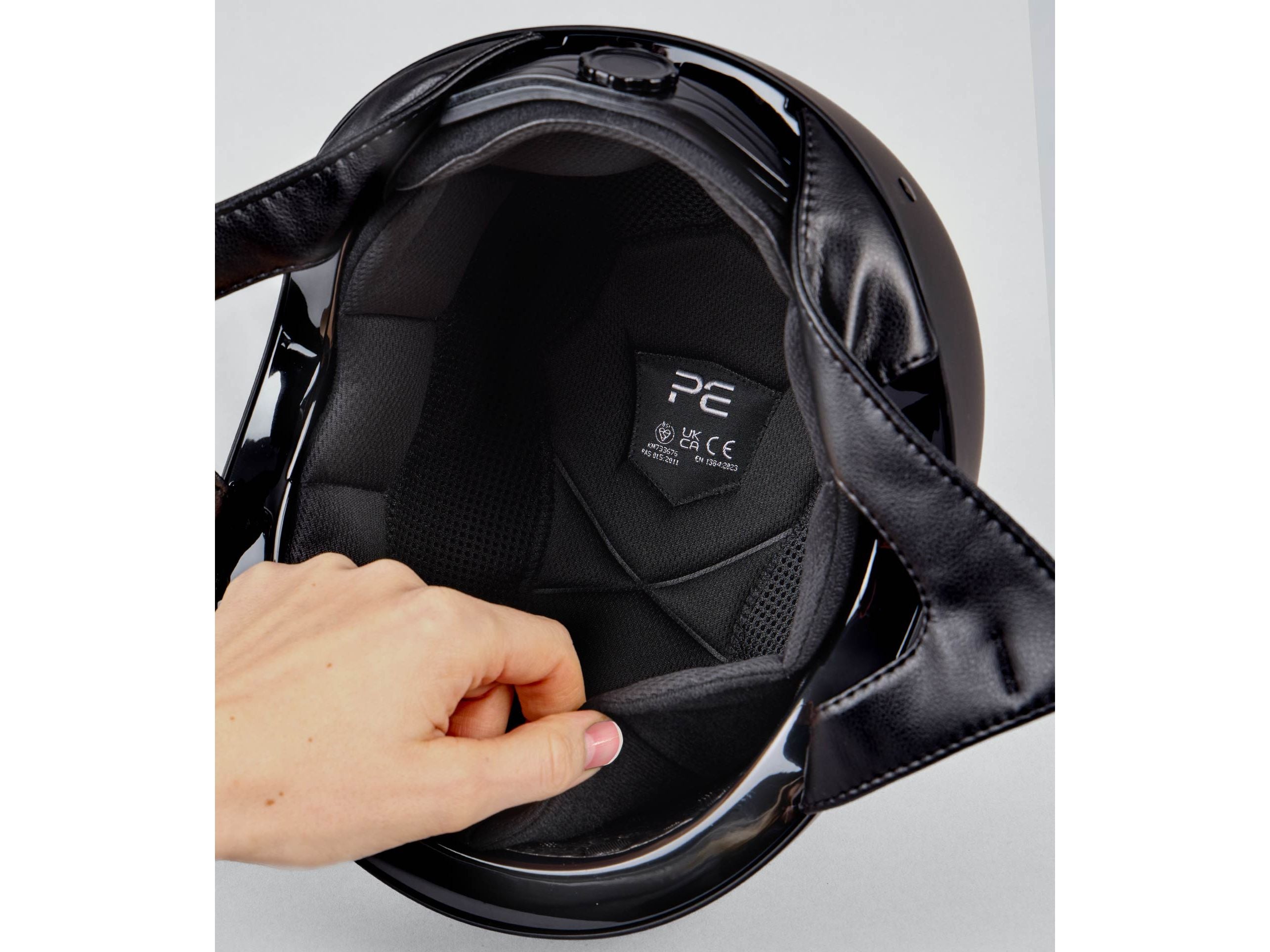 PE Jockey Skull Cap F20 Liner Black
