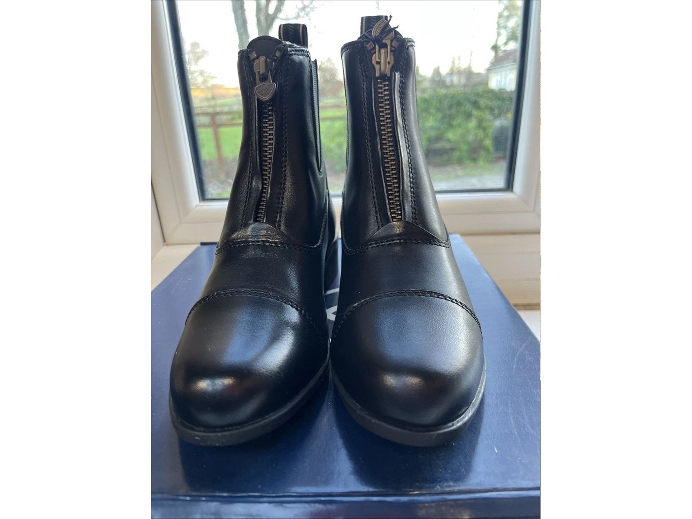 Ariat Kids Devon IV Paddock Boot UK 2 M Medium Black RRP £110