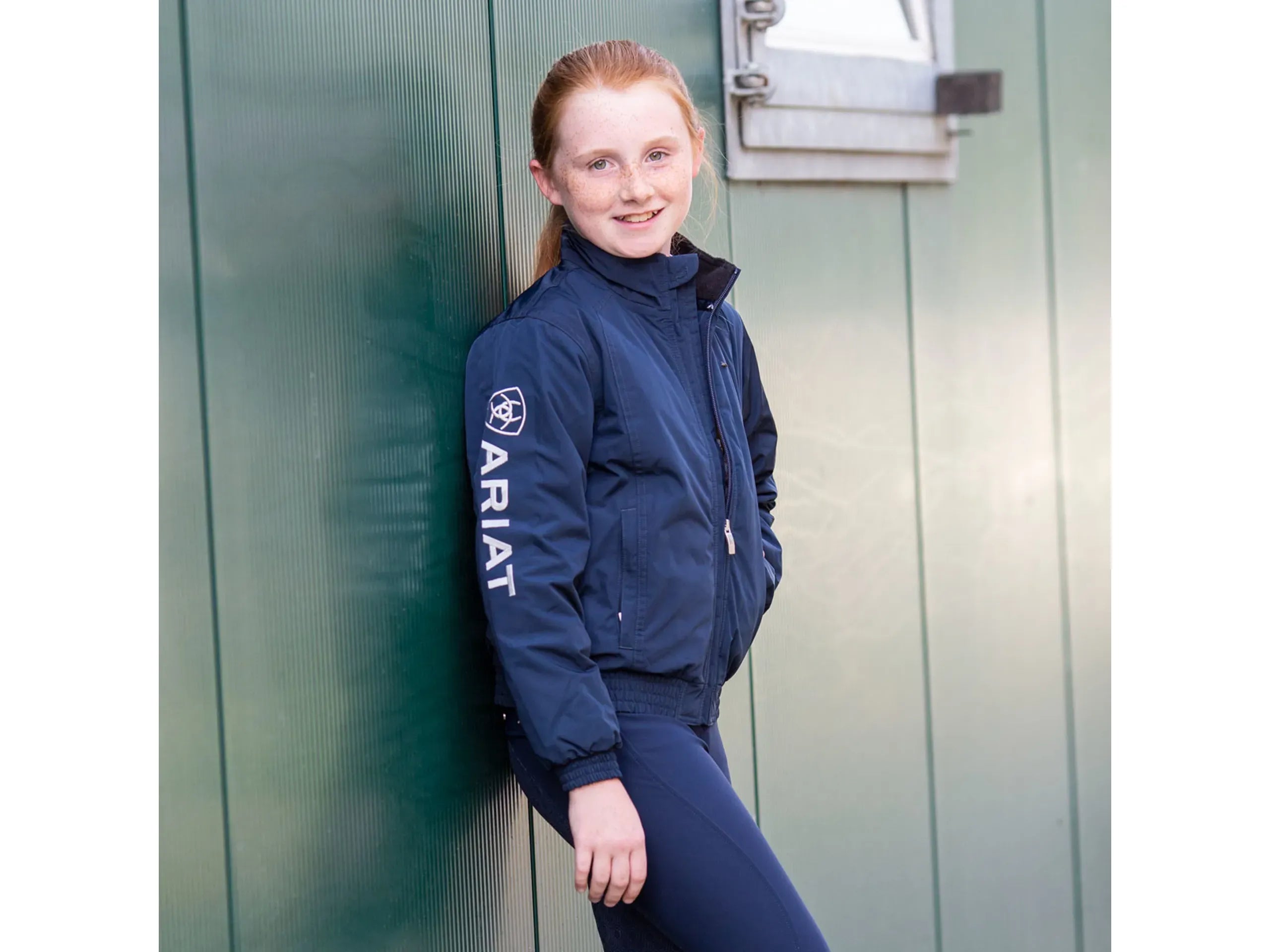 Ariat Youth Team Stable Unisex Jacket UK Small (8yrs) Navy RRP £75.00