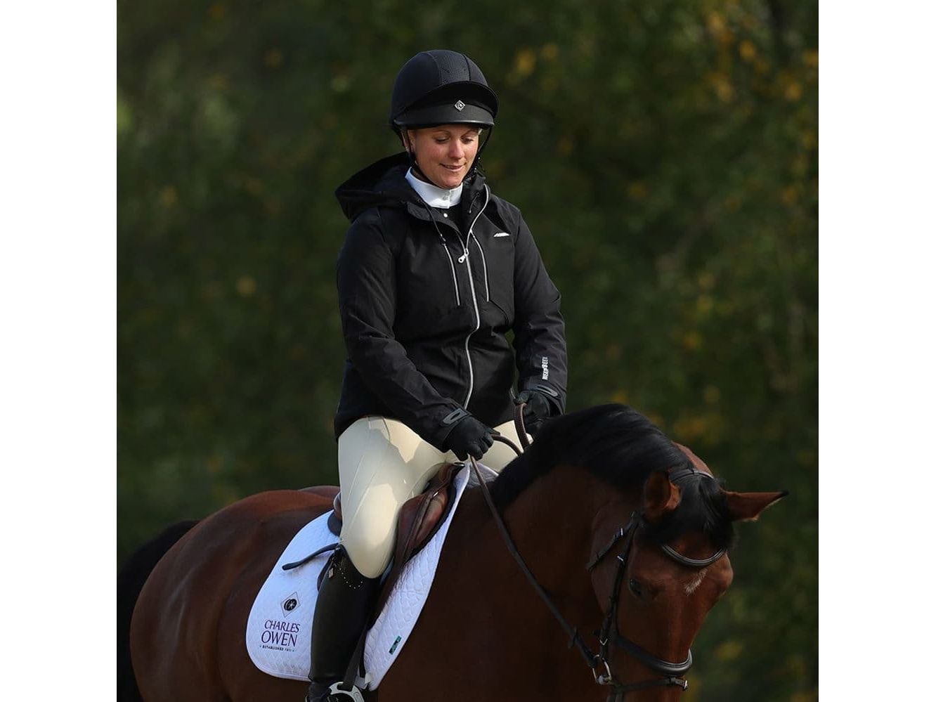 Charles Owen 4 Star Jockey Skull - Black