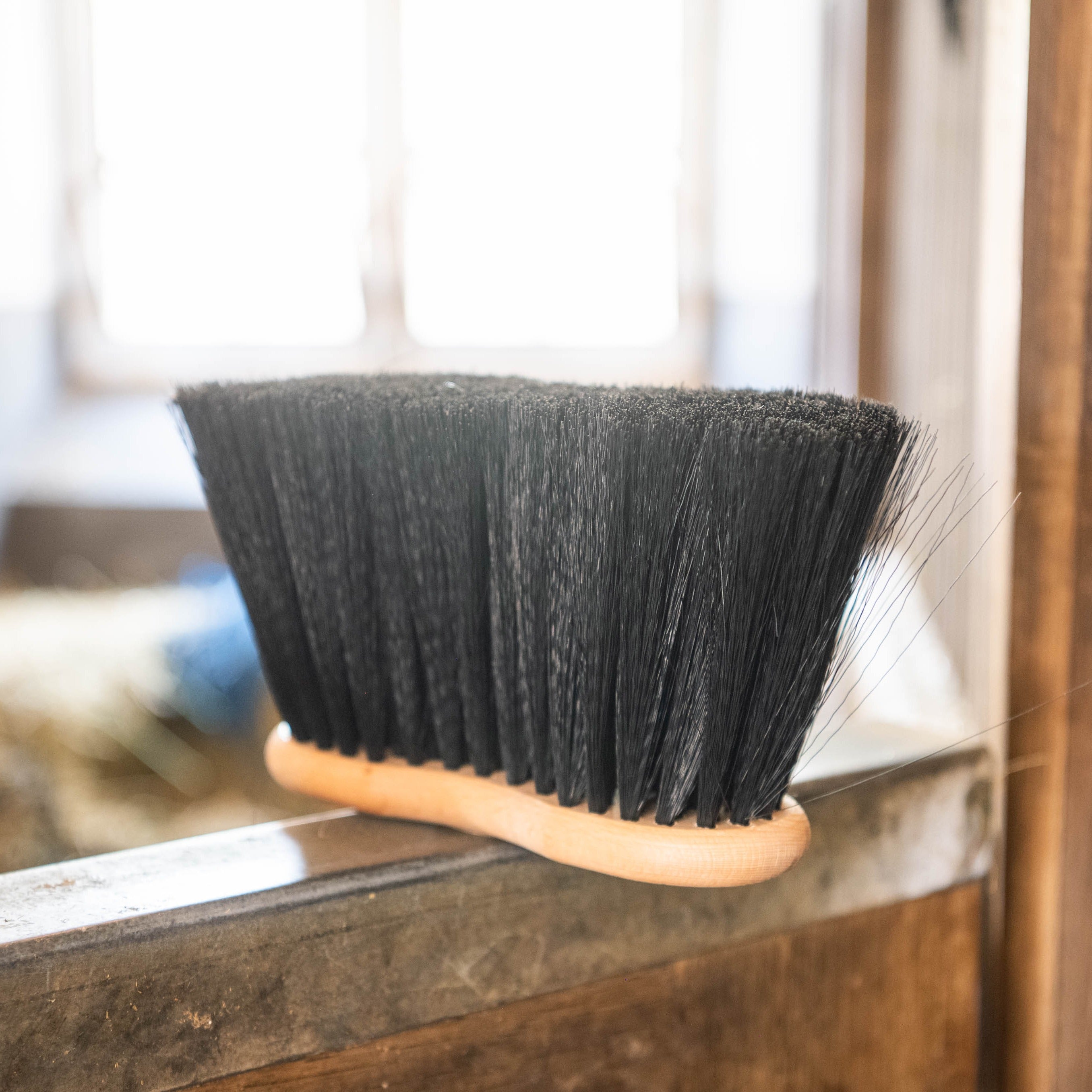 borstiq shaped maxi soft flick brush - equestrian equipment