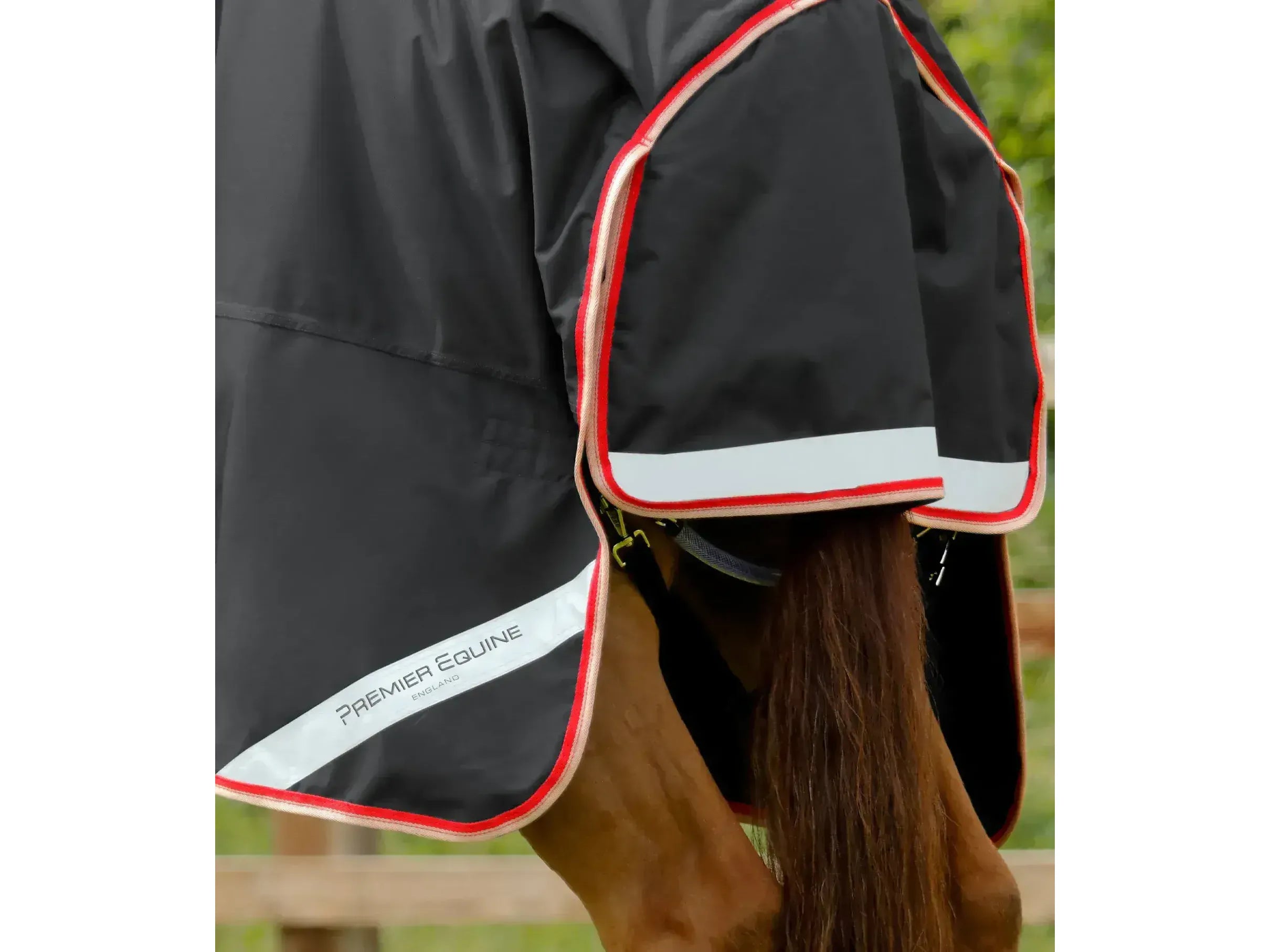 Premier Equine Buster 100g Turnout Rug with Snug-Fit Neck Cover