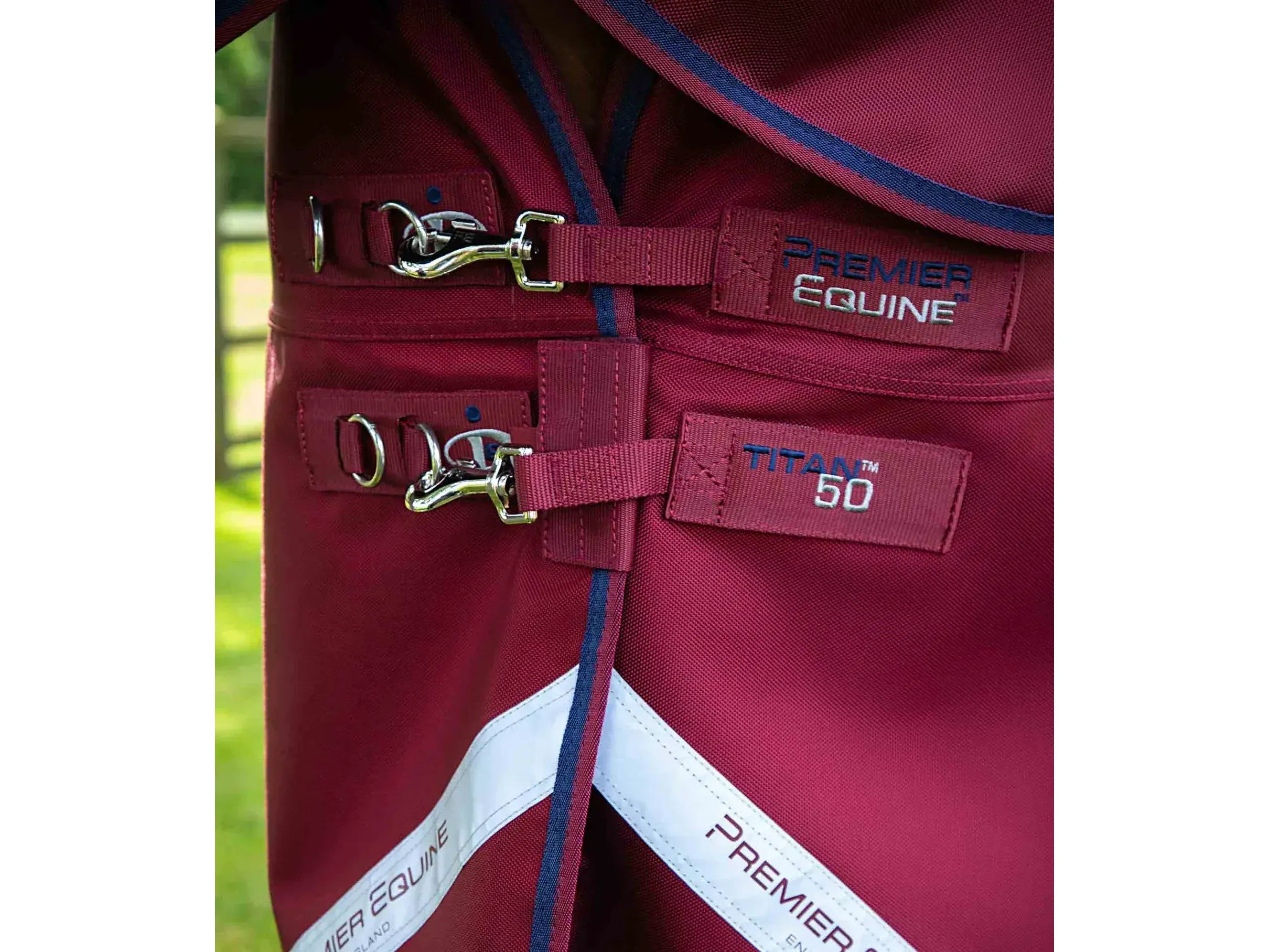 Premier Equine Titan 50g with Classic Neck Cover - 6ft 6inch-Burgundy RRP £222.00