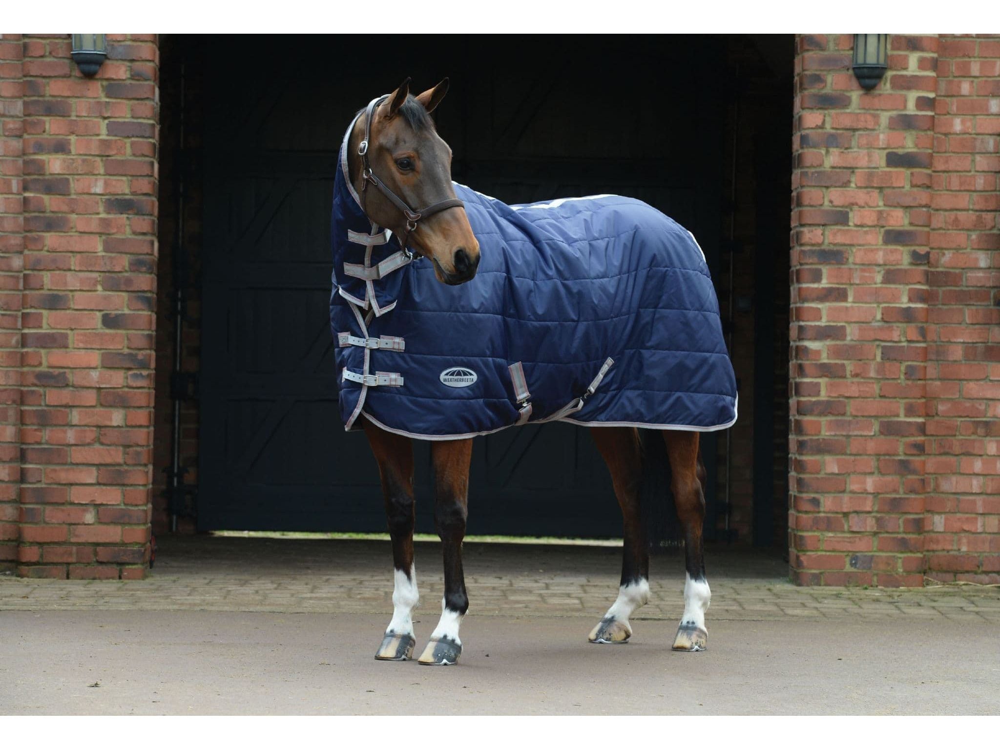 Weatherbeeta Comfitec 210D Channel Quilt Standard Neck Medium/Lite Stable Rug Navy/Silver/Red