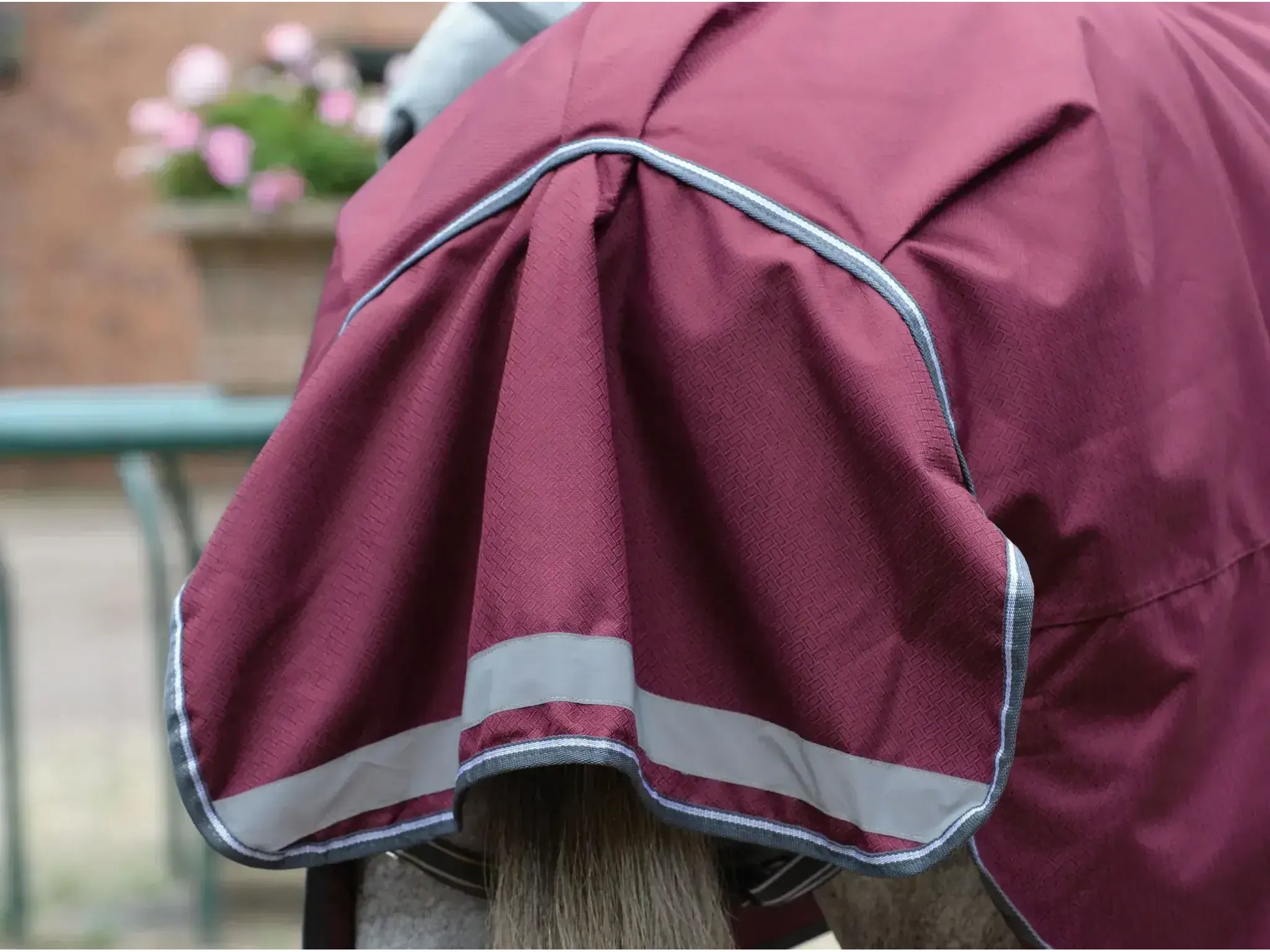 Weatherbeeta Comfitec Plus Dynamic II Detach-A-Neck 100g Medium/Lite