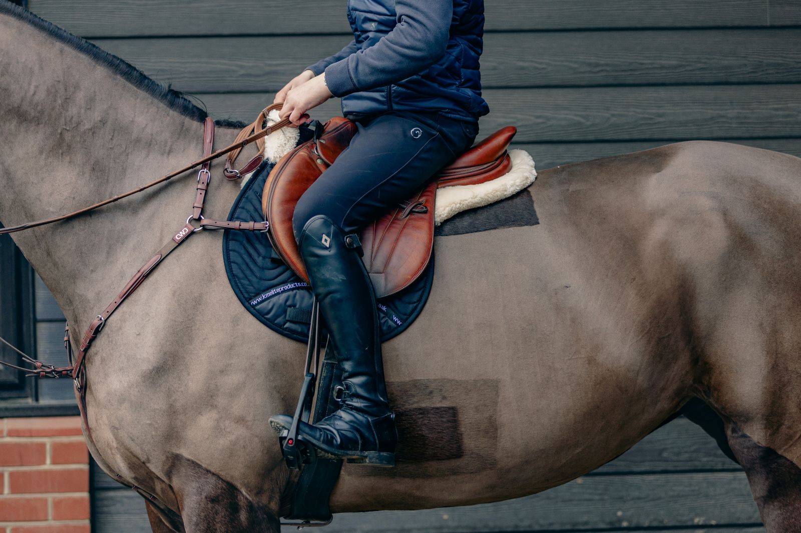 km elite teddy soft half lined gp numnah - equestrian equipment