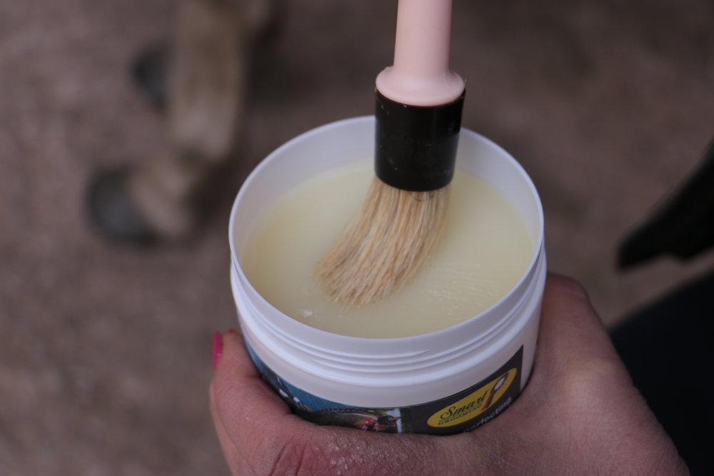 hoof shine 425g - equestrian equipment