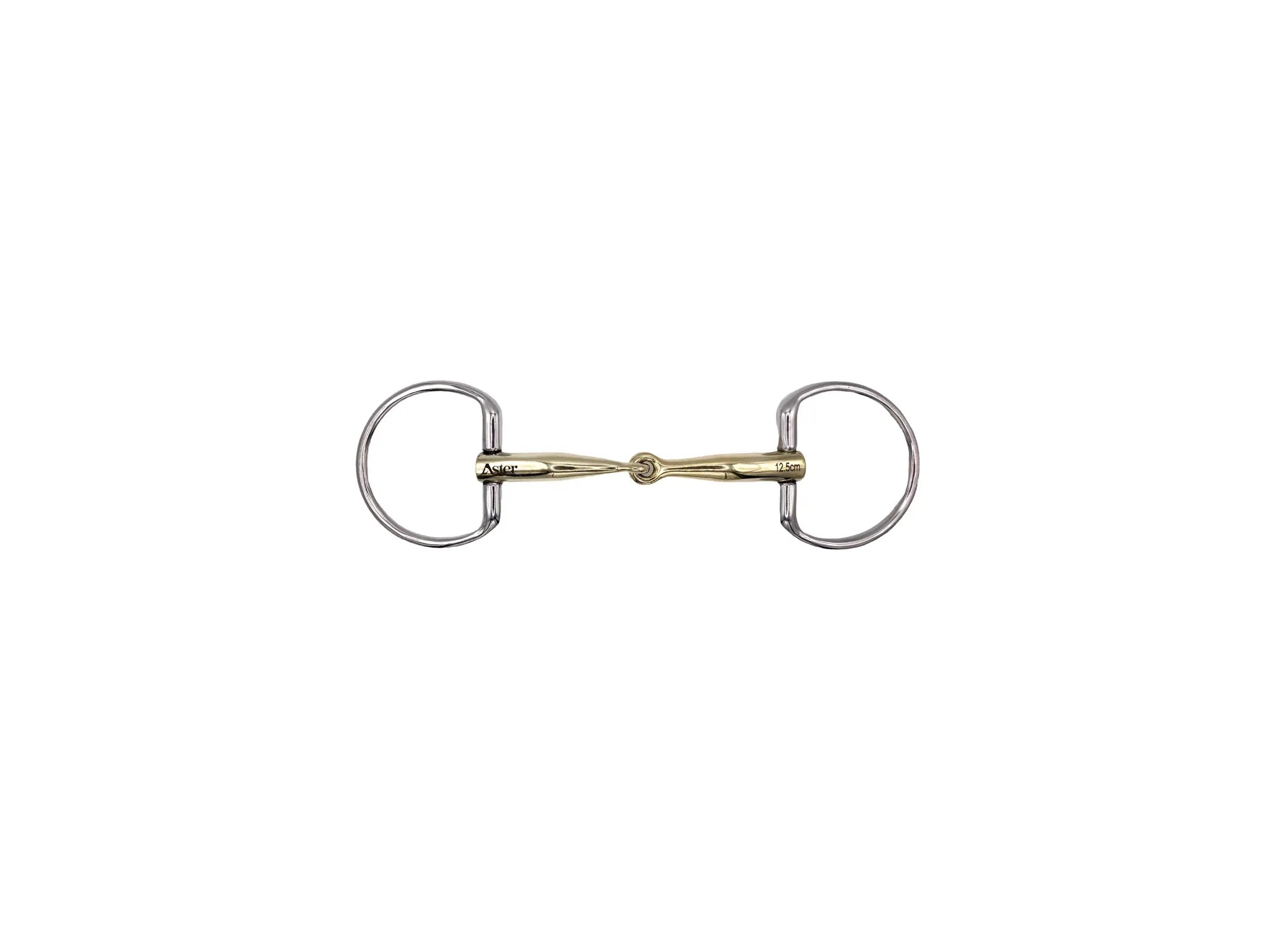 an eggbutt snaffle with aslimmer profile towards the single middle joint made in a high nickel alloy which is gold in appearence.
