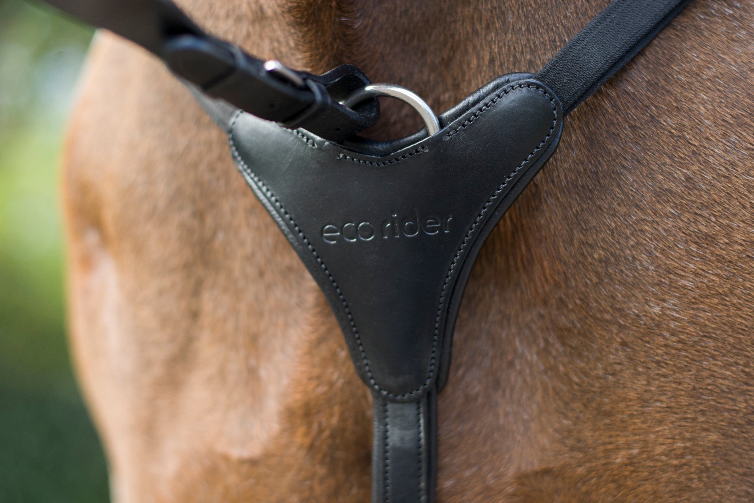 Ultra Comfort Elasticated Breastplate