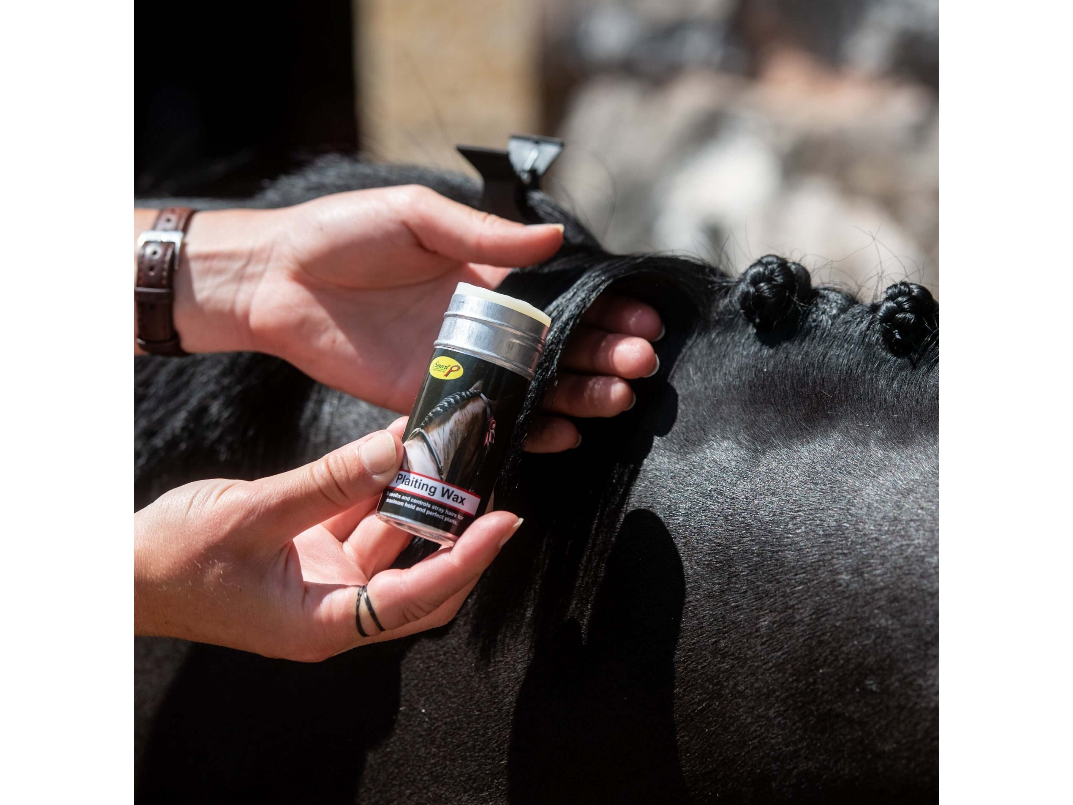plaiting wax - equestrian equipment