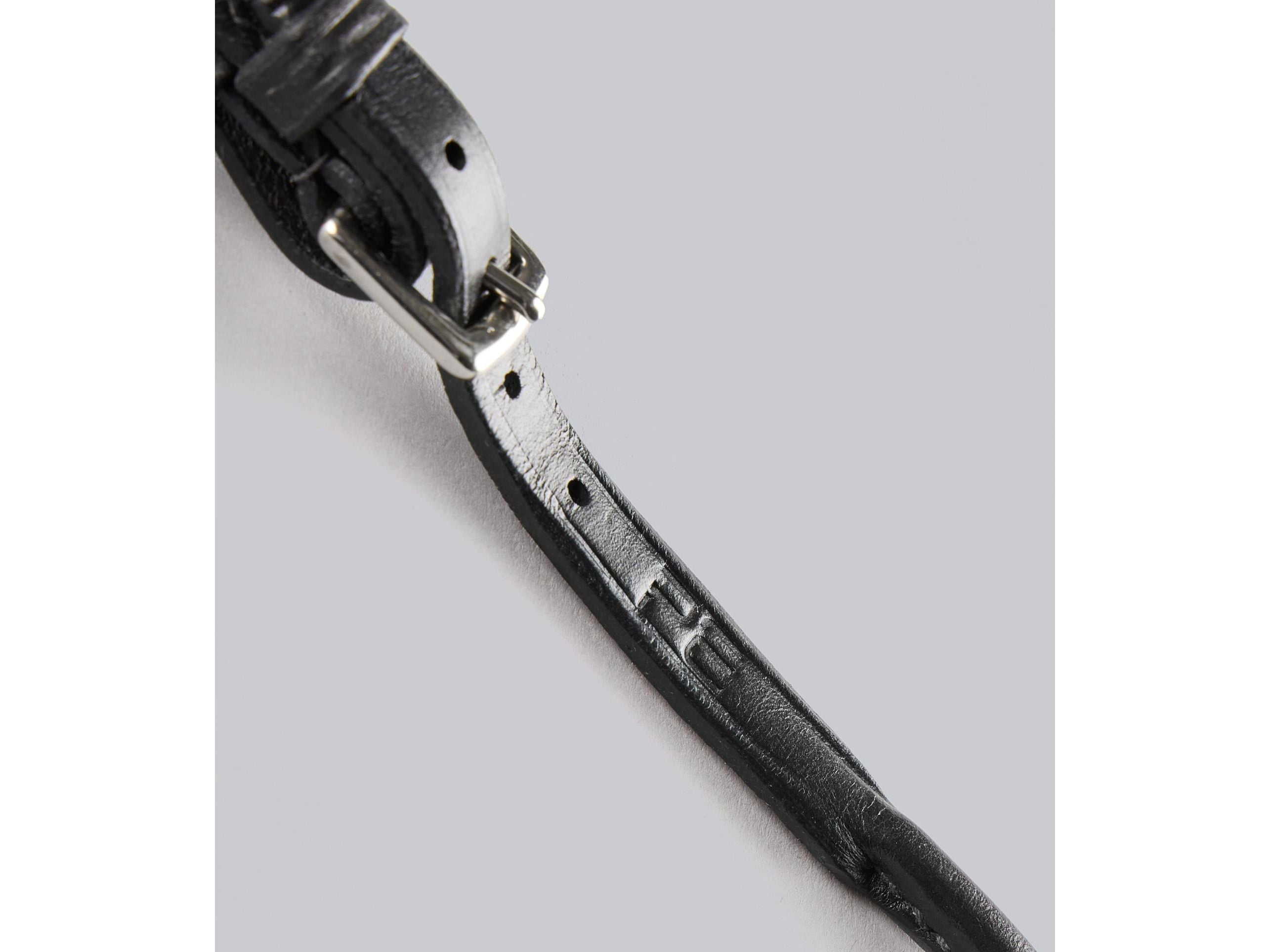 Round Lip Strap