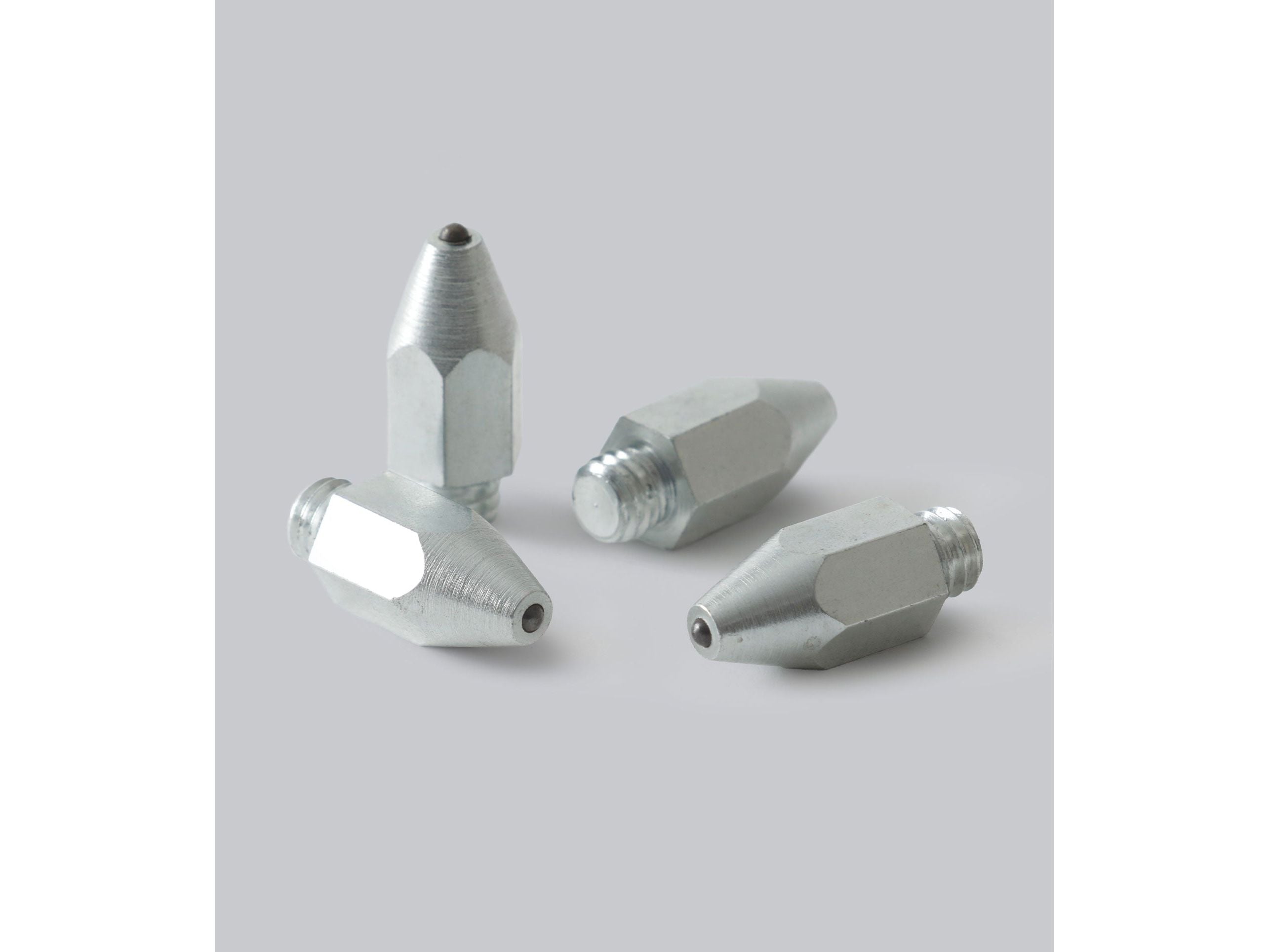 XL Studs pointed for varying ground and jumping (Set of 4) Silver
