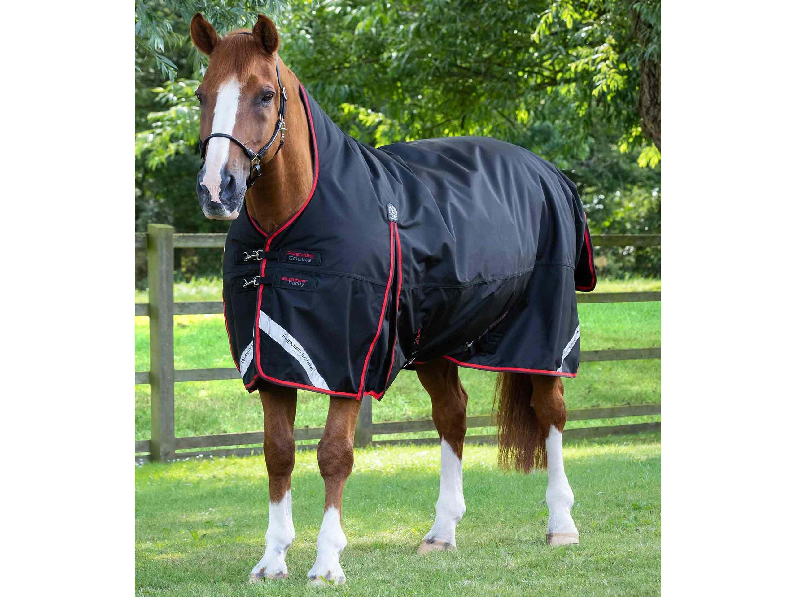 Buster Hardy 400g Half Neck Turnout Rug