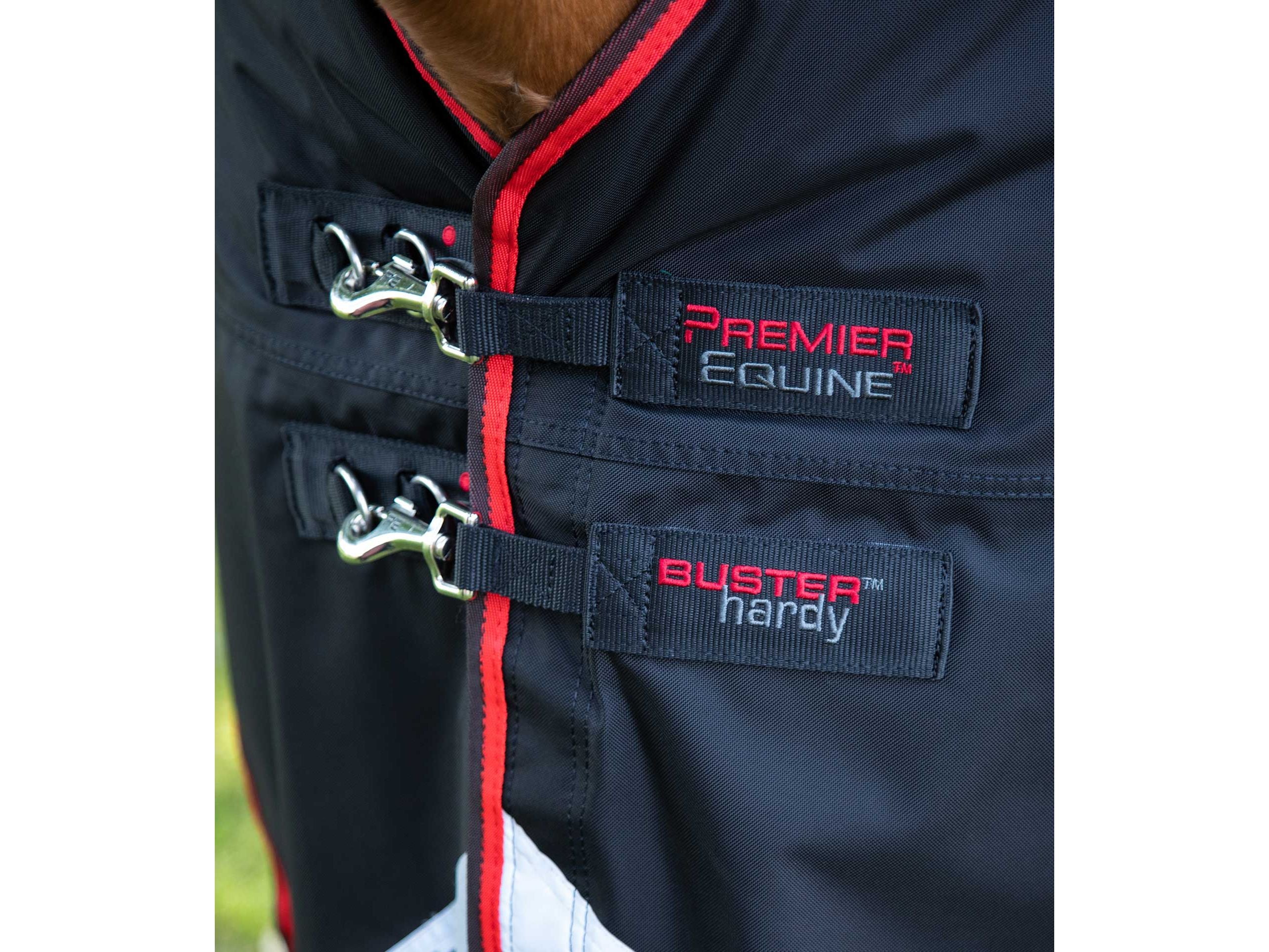 Buster Hardy 400g Half Neck Turnout Rug