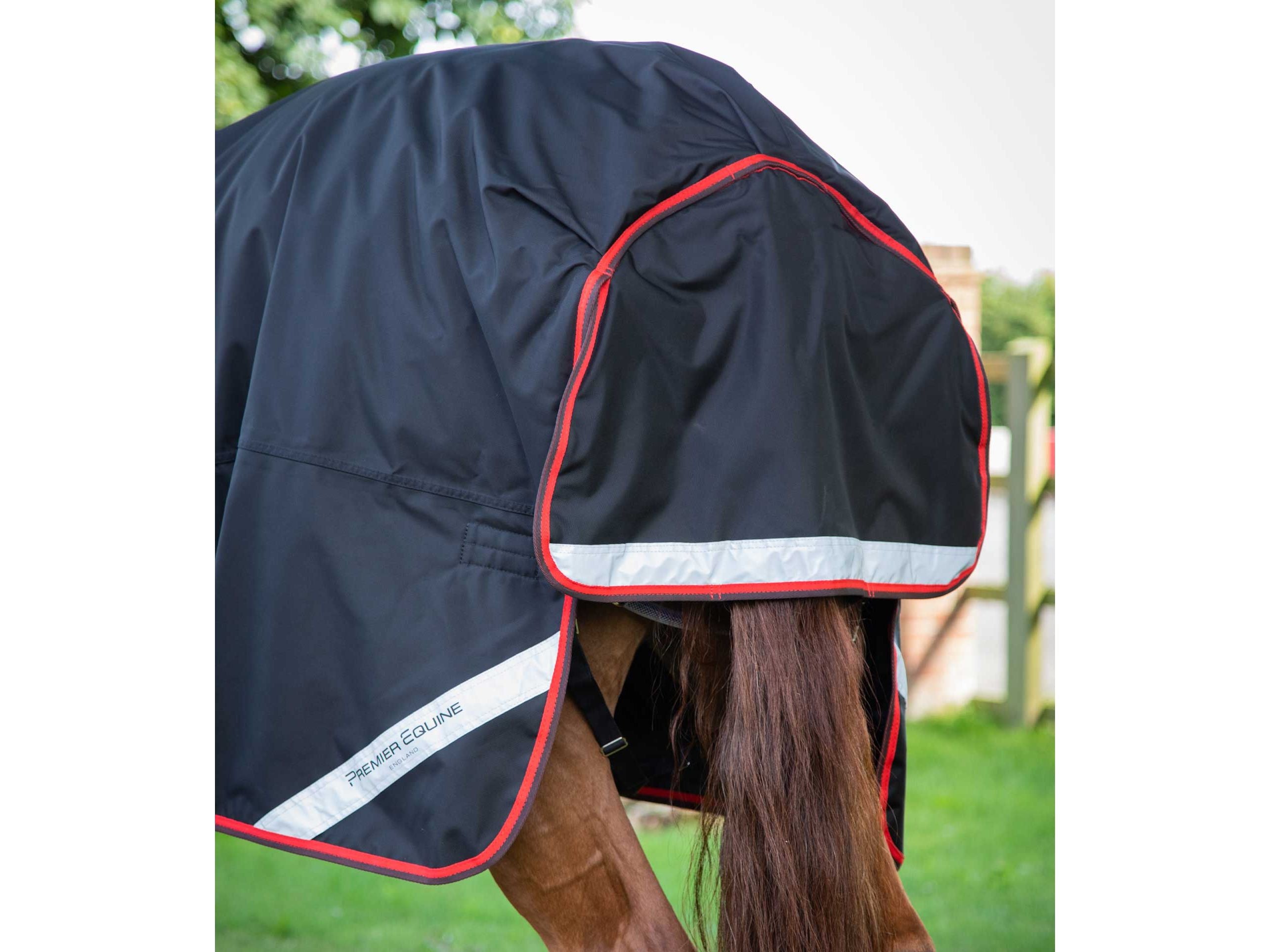 Buster Hardy 400g Half Neck Turnout Rug