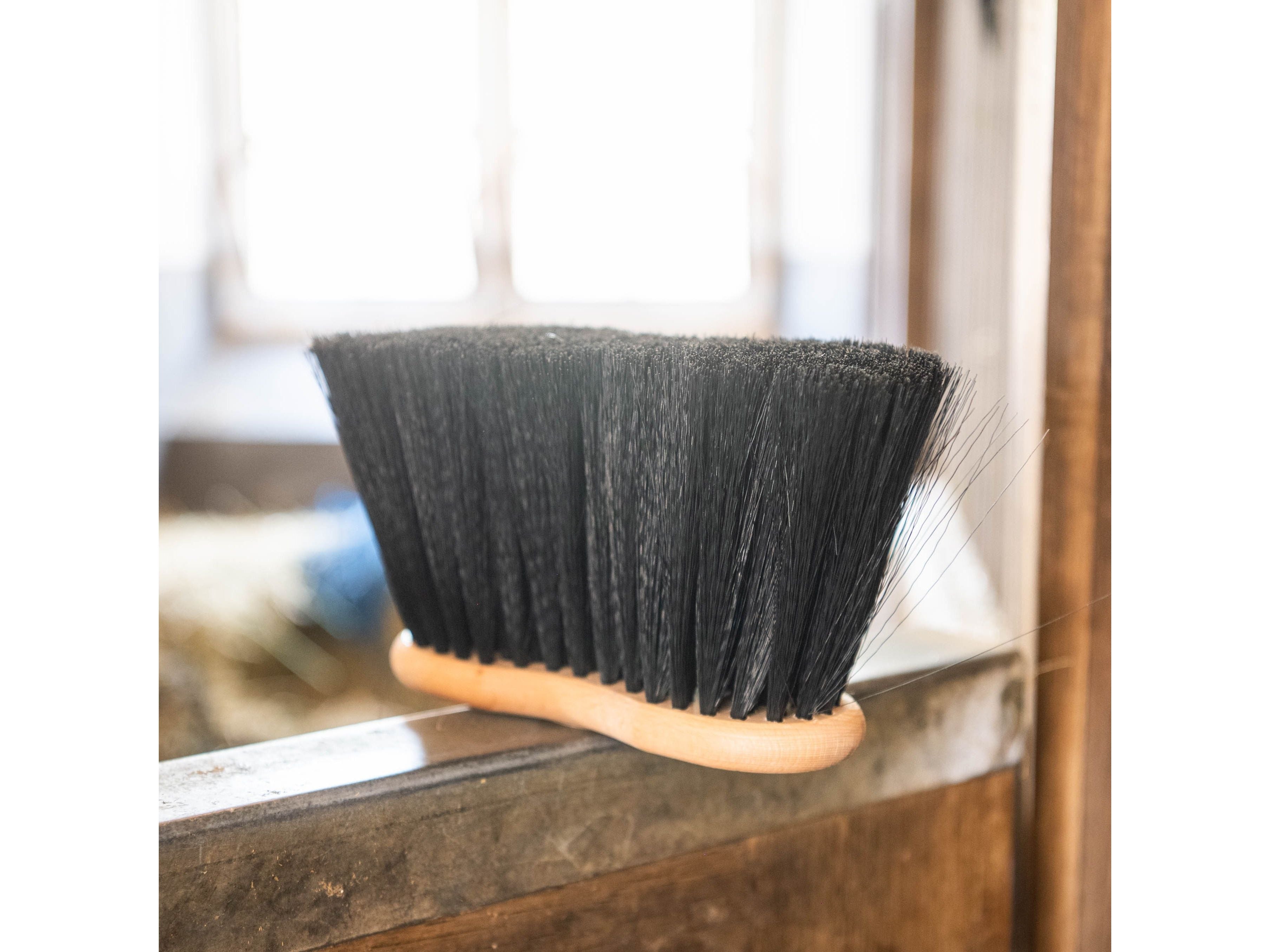 borstiq shaped maxi soft flick brush - equestrian equipment