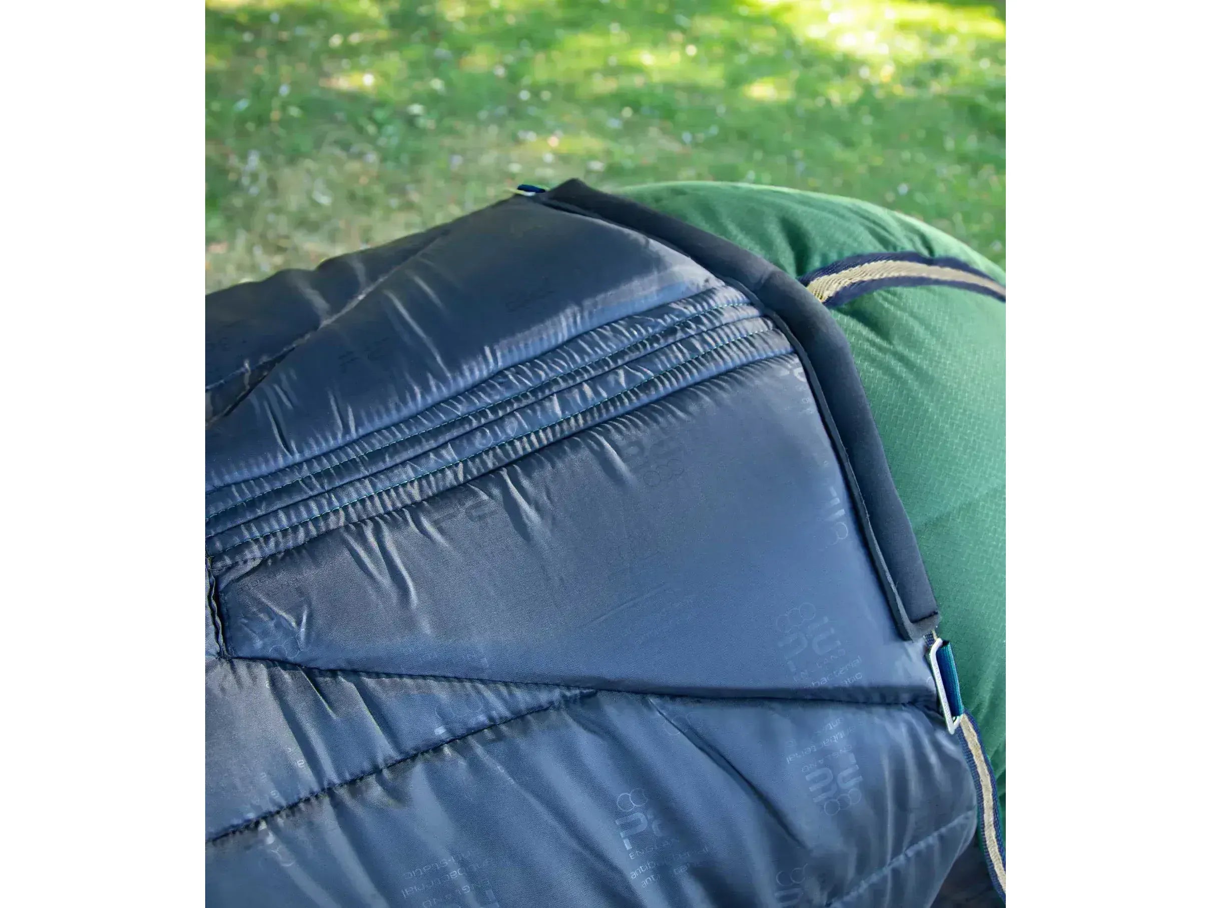 Premier Equine Lucanta 200g Stable Rug with Neck Cover