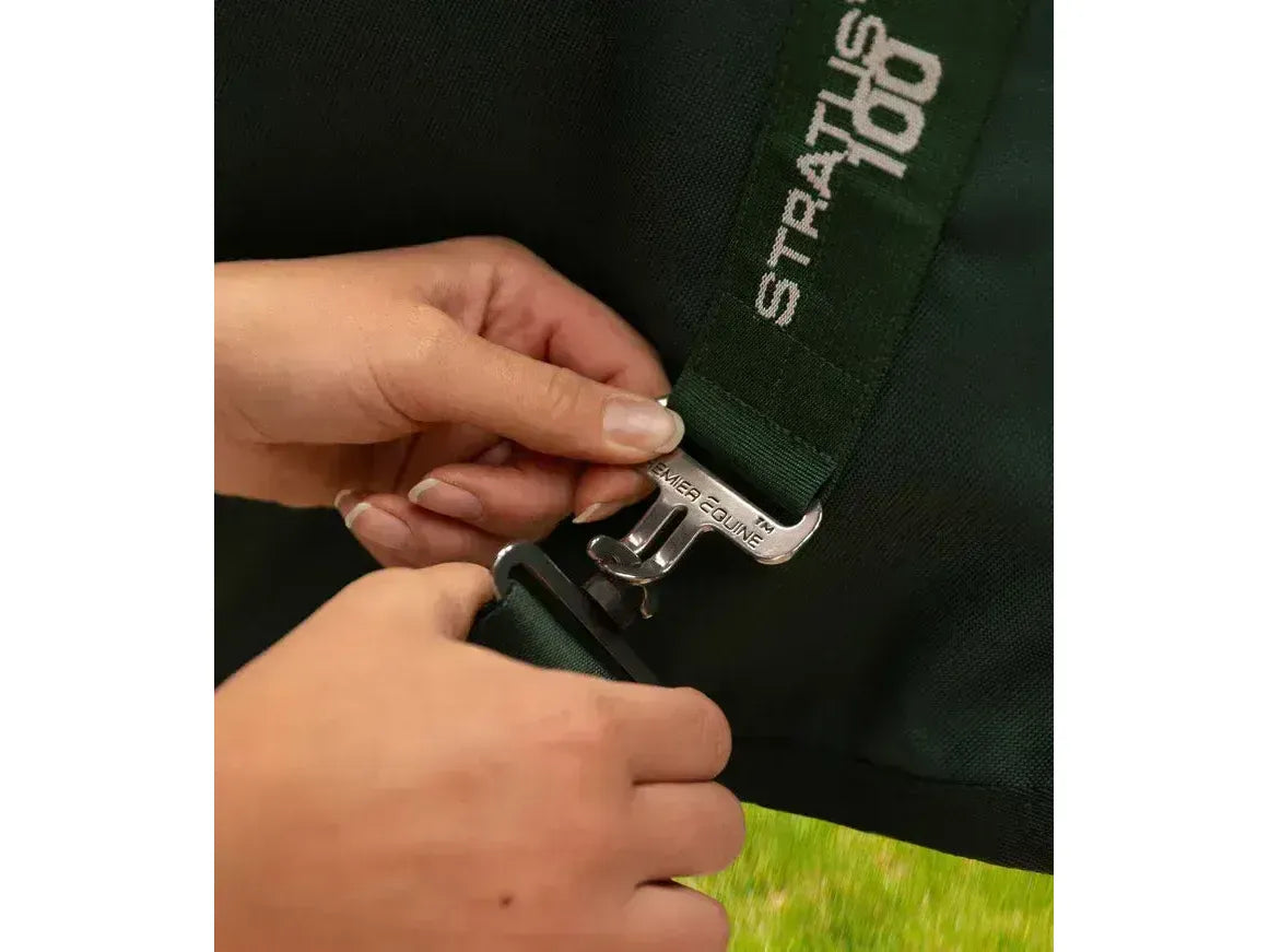 Premier Equine Stratus 1200D Series 100g Turnout Rug with Classic Neck Cover