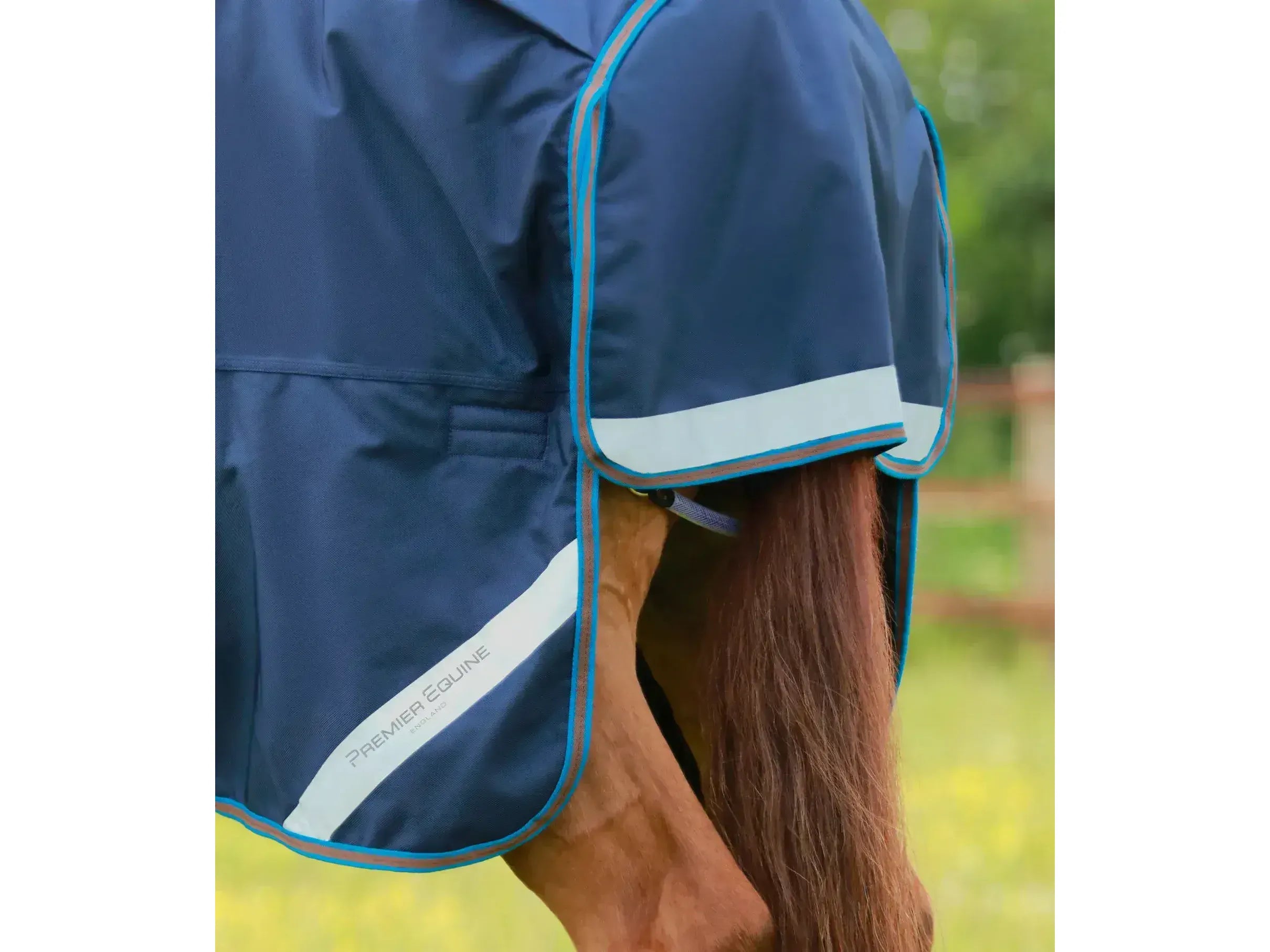 Premier Equine Titan 200g Turnout Rug with Snug-Fit Neck Cover