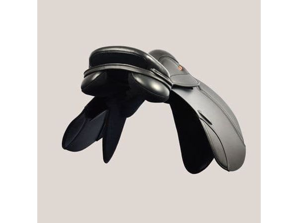 The Saddle Company Genoa Close Contact Jumping Saddle - Pony