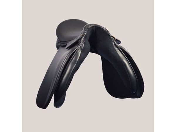 The Saddle Company Vicenza Dressage Saddle